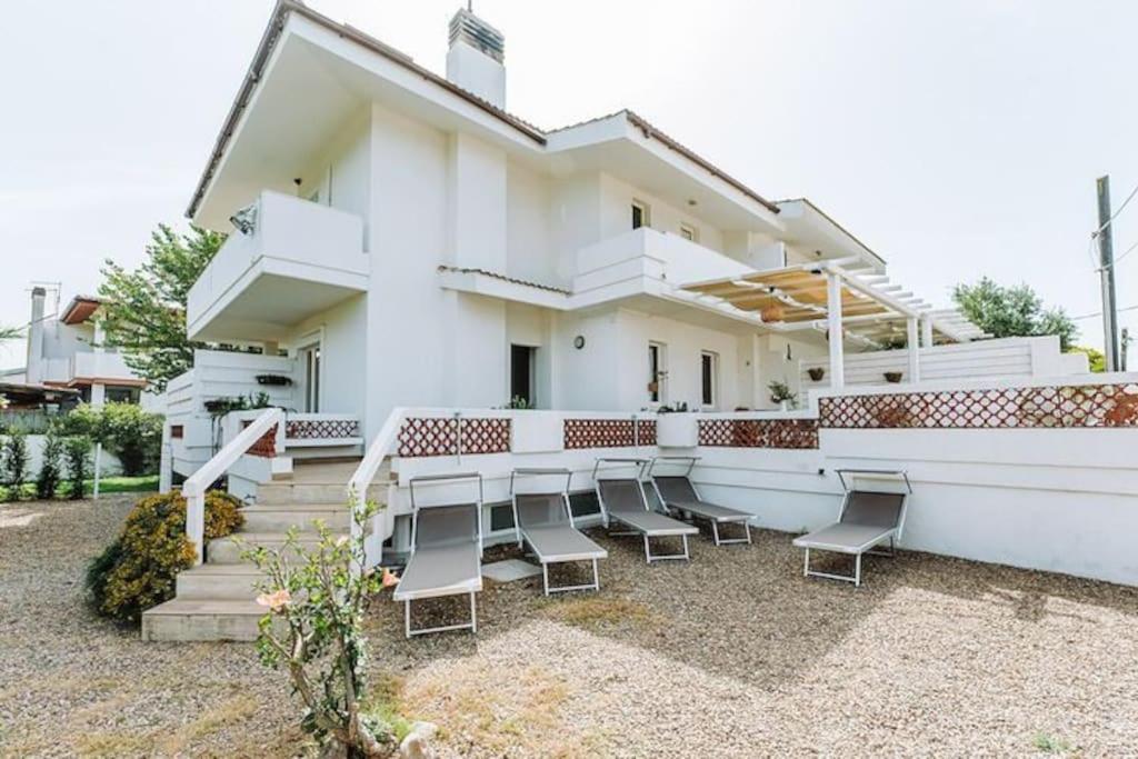 Laku Playa Villa Sant'Andrea  Esterno foto